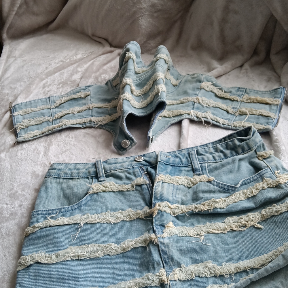 Stylish Distressed Blue Jeans
